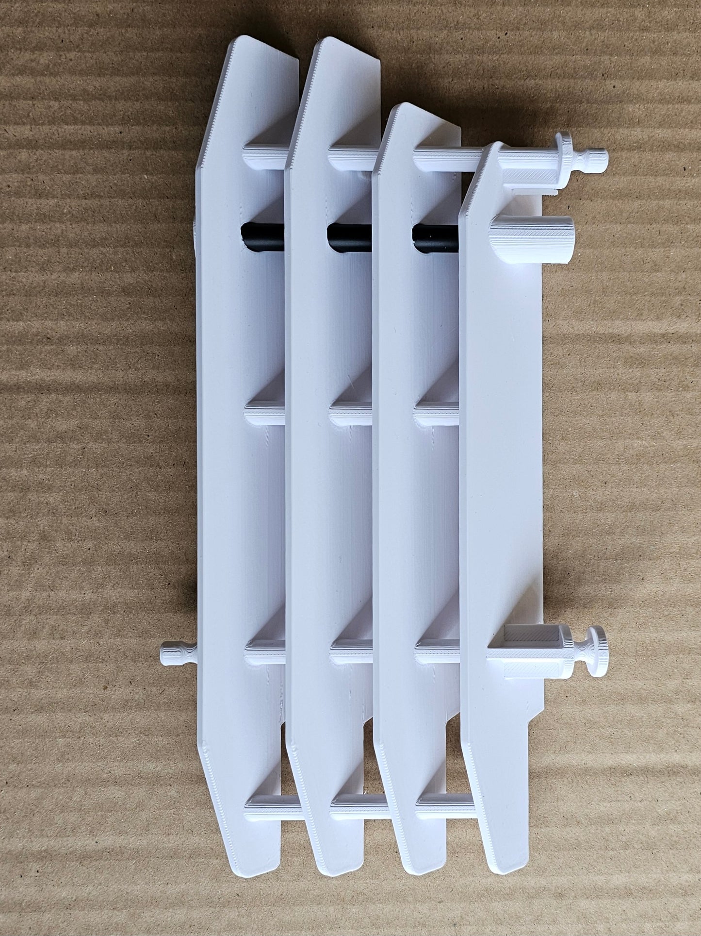 Radiator dummy two-wing tank