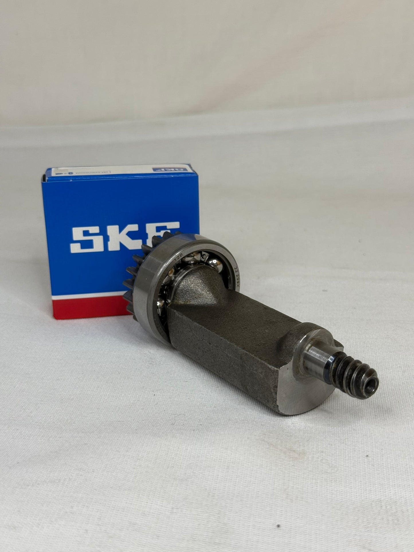 Instandgesetzte Ausgleichswelle im Austausch